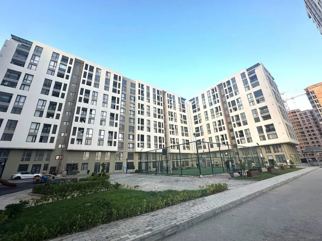 Satılır 3 otaqlı mənzil 82 m²