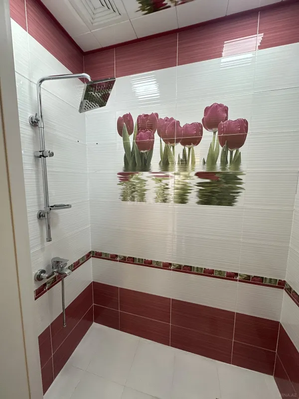 Satılır 3 otaqlı mənzil 128 m²