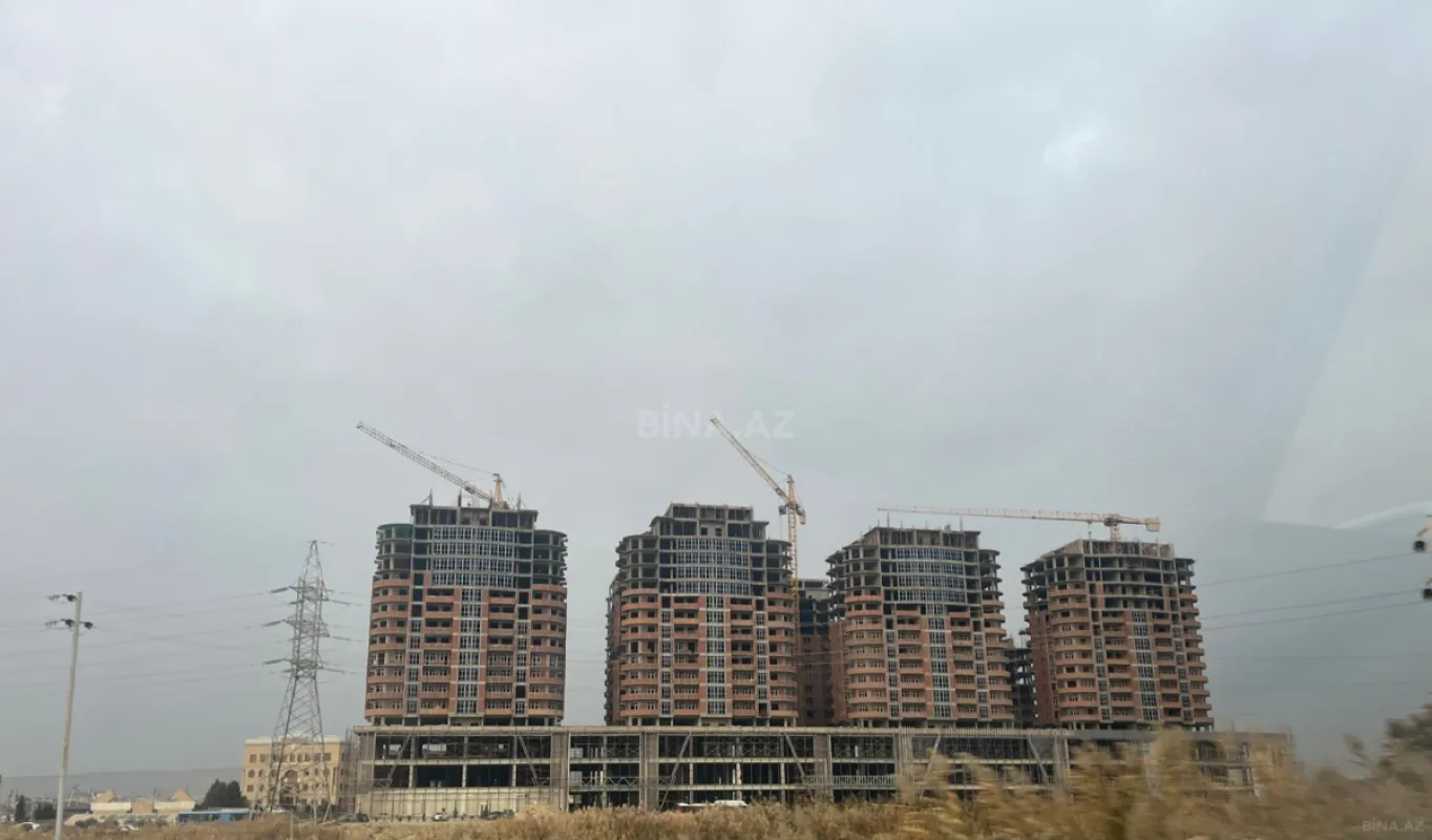 Satılır 2 otaqlı mənzil 101 m²