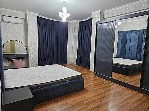 Satılır 2 otaqlı mənzil 95 m²
