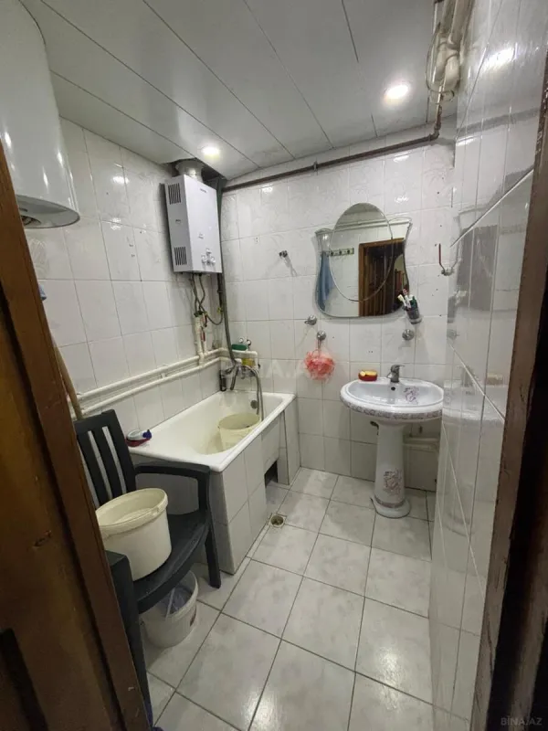Satılır 5 otaqlı mənzil 125 m²