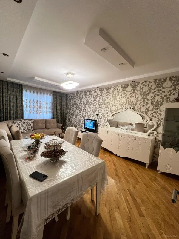 Satılır 3 otaqlı mənzil 94 m²