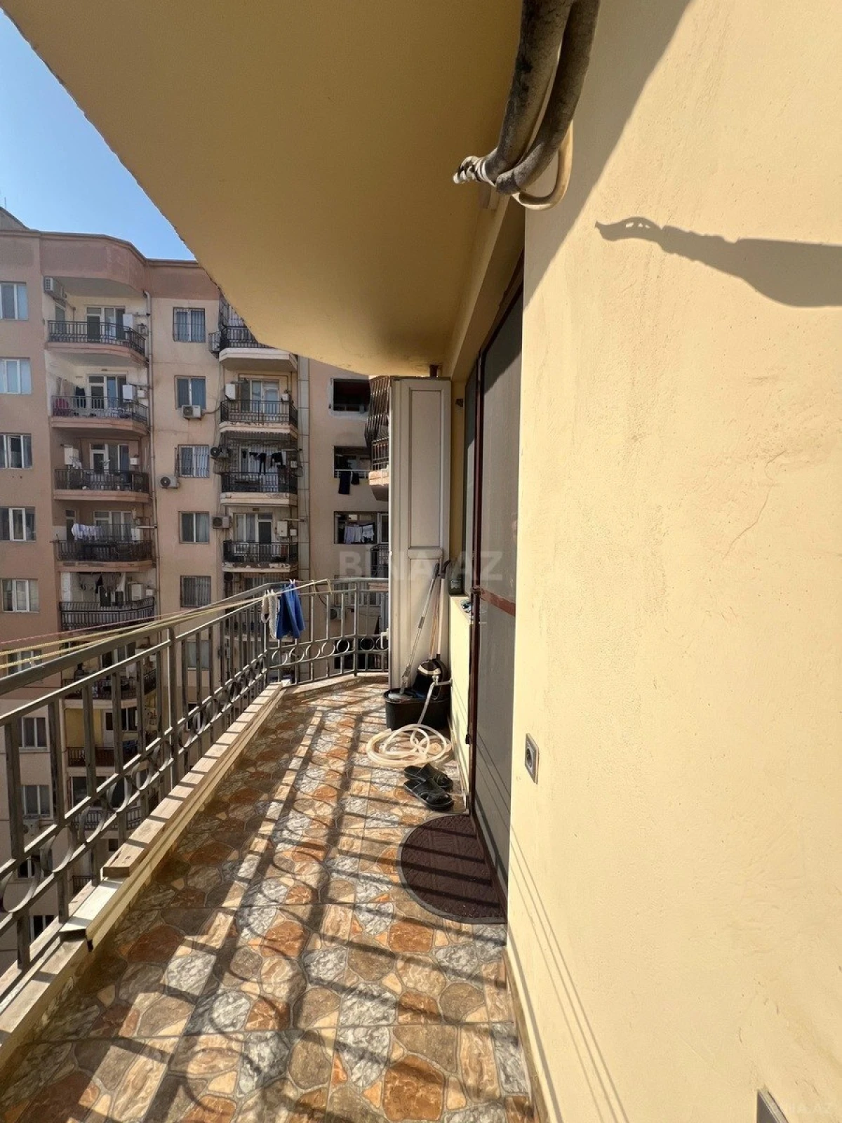 Satılır 3 otaqlı mənzil 94 m²