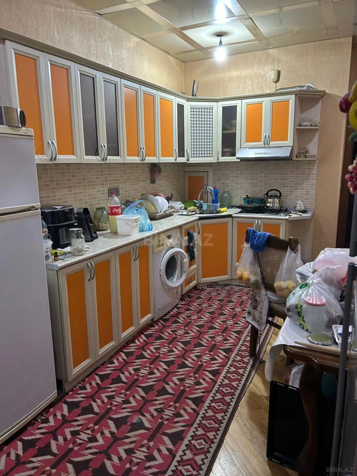 Satılır 2 otaqlı mənzil 93 m²