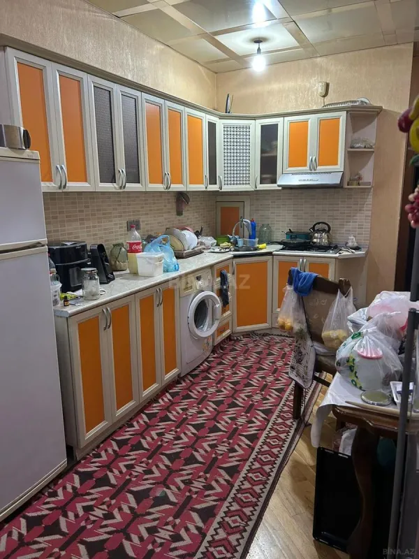 Satılır 2 otaqlı mənzil 93 m²