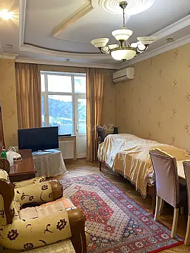 Satılır 2 otaqlı mənzil 93 m² — Bakı, Memar Əcəmi yanı 2 otaq 93.00 m²