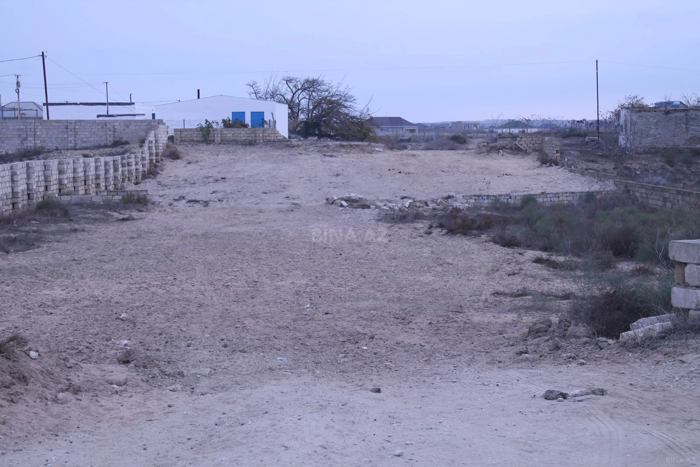 Satılır torpaq sahəsi 12 m²