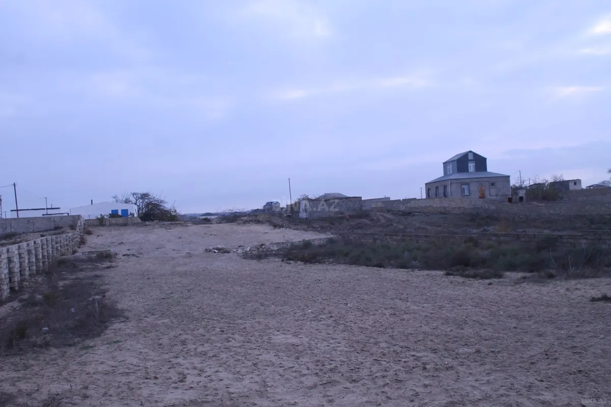 Satılır torpaq sahəsi 12 m²