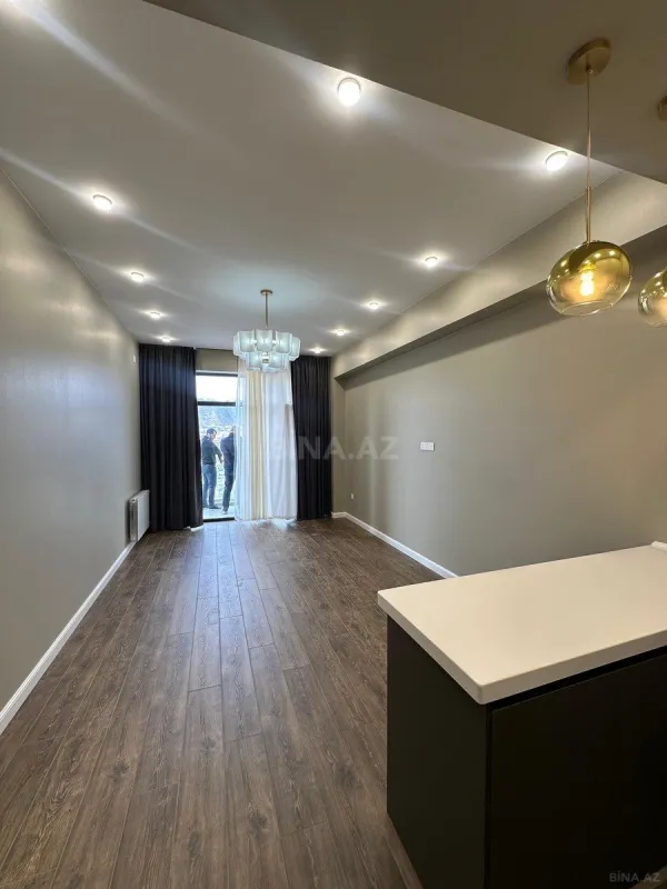 Satılır 2 otaqlı mənzil 65 m²