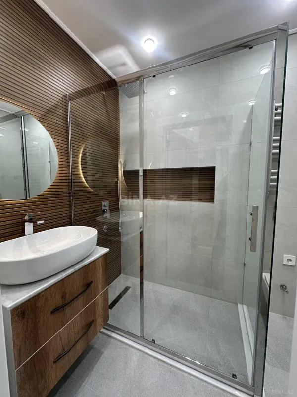 Satılır 2 otaqlı mənzil 65 m²