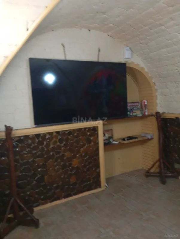 Satılır obyekt 400 m²