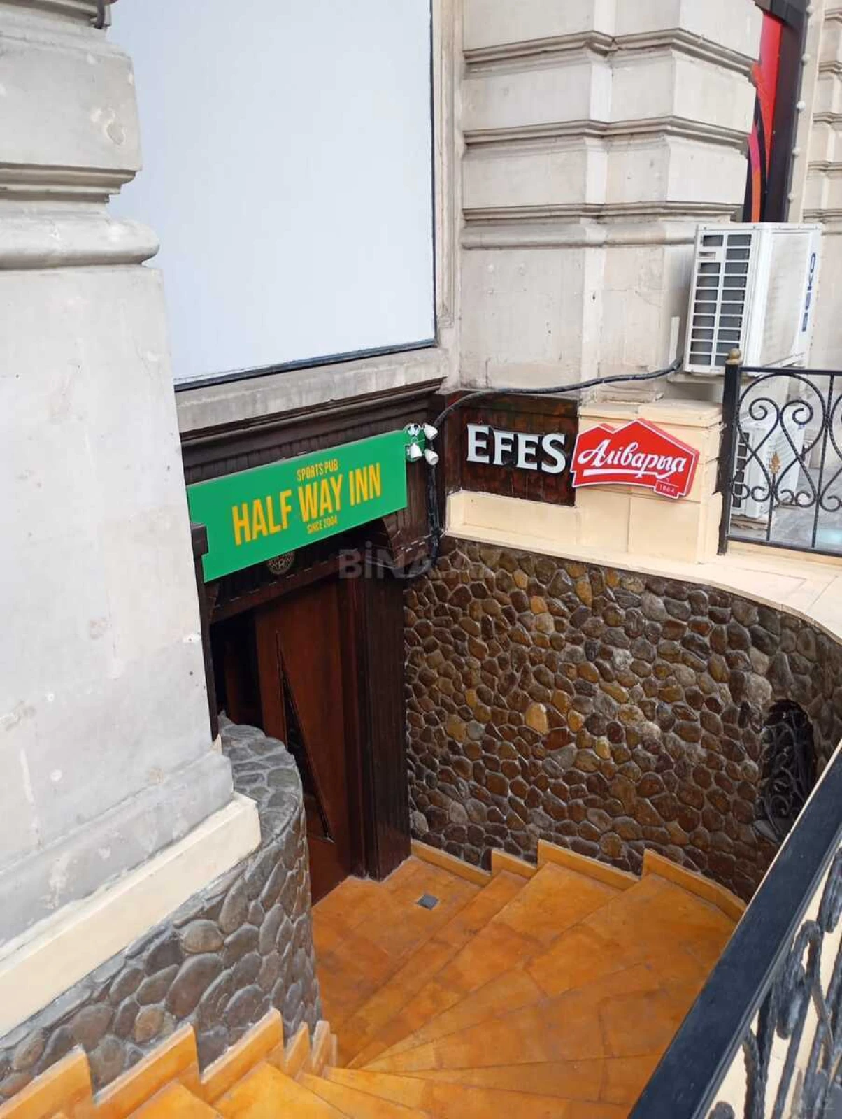 Satılır obyekt 400 m²