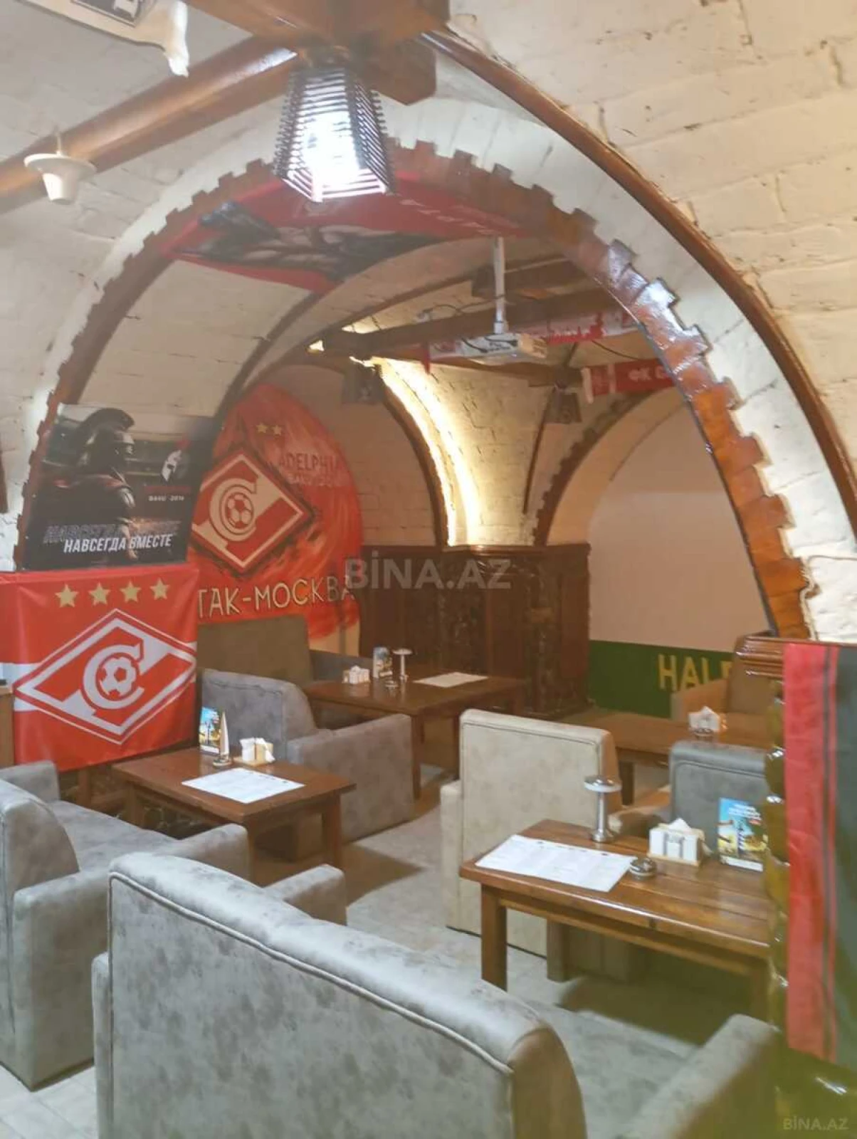 Satılır obyekt 400 m²