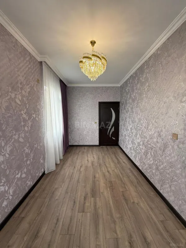 Satılır 2 otaqlı mənzil 65 m²