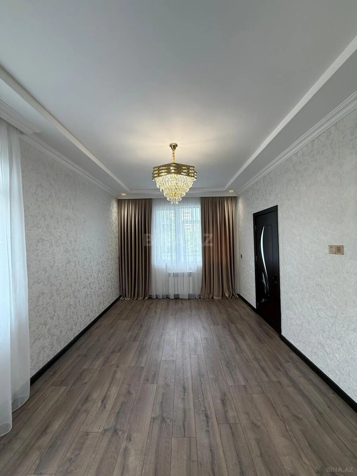 Satılır 2 otaqlı mənzil 65 m²