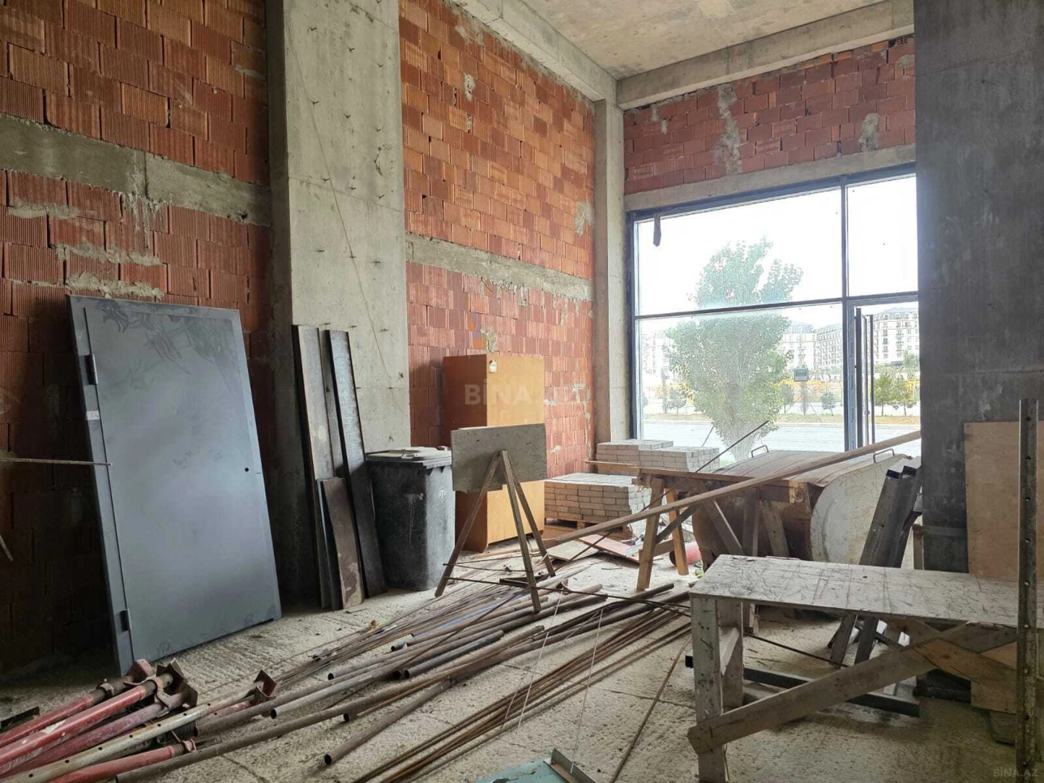 Kirayə verilir obyekt 400 m²