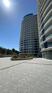 Satılır 4 otaqlı mənzil 239 m²