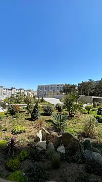 Satılır 4 otaqlı mənzil 239 m²