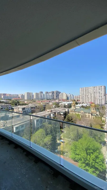 Satılır 4 otaqlı mənzil 239 m²