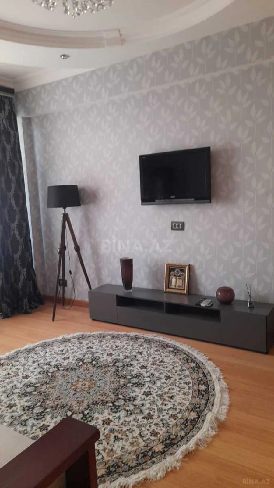 Kirayə verilir 2 otaqlı mənzil 60 m²