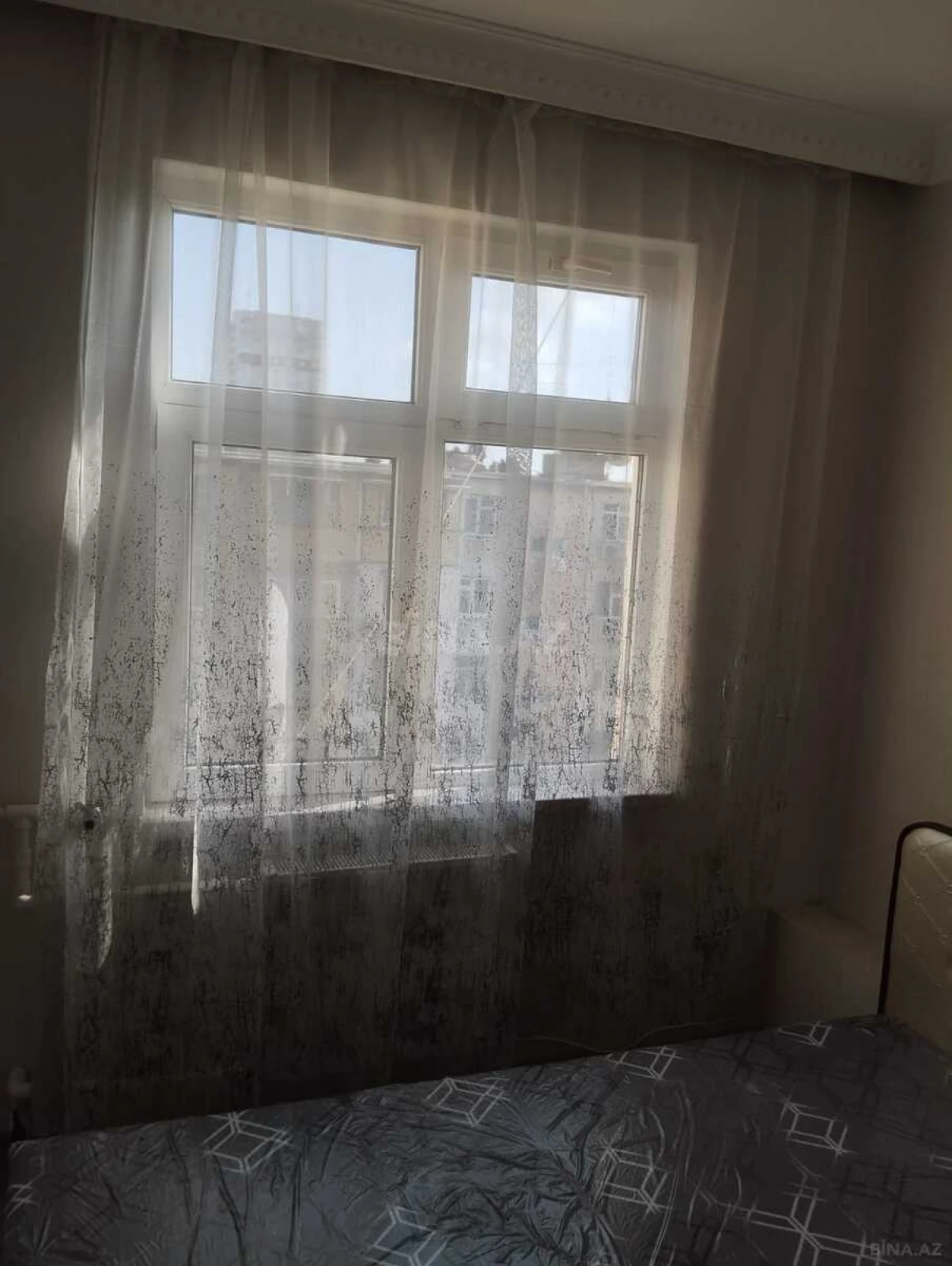Kirayə verilir 2 otaqlı mənzil 50 m²