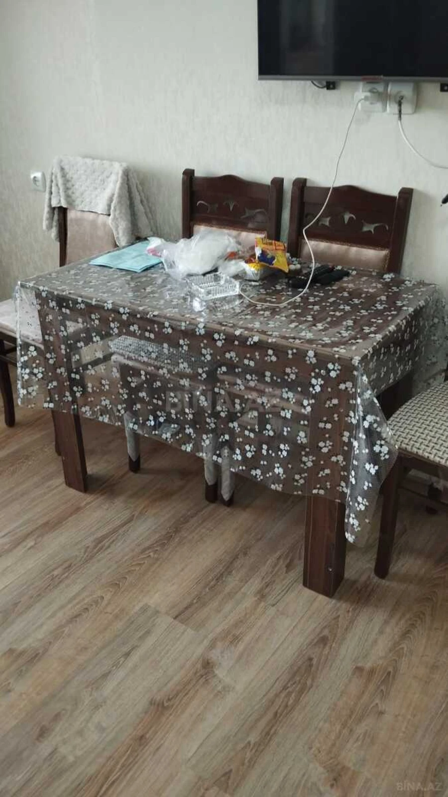 Kirayə verilir 2 otaqlı mənzil 50 m²