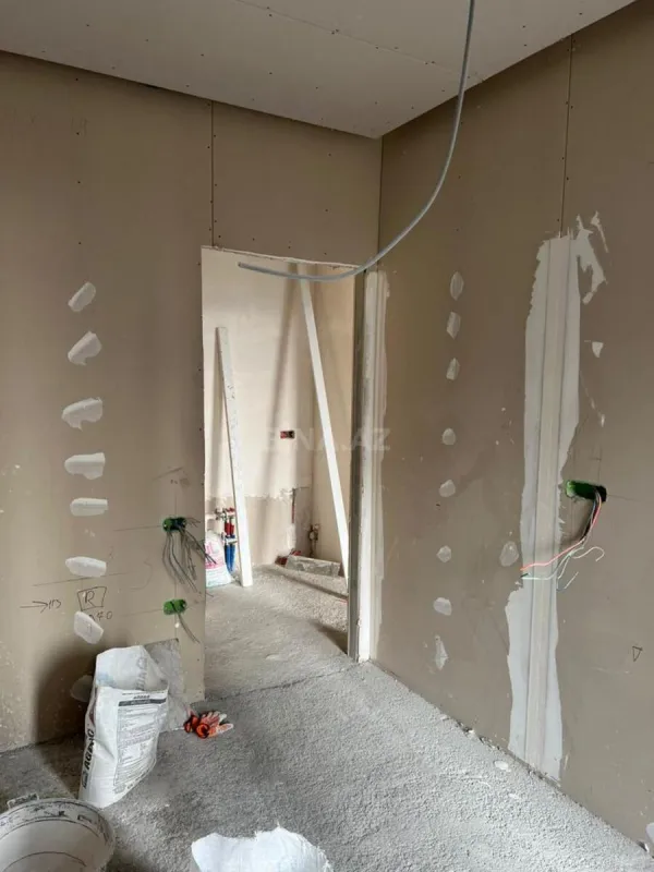 Satılır 3 otaqlı mənzil 68 m²