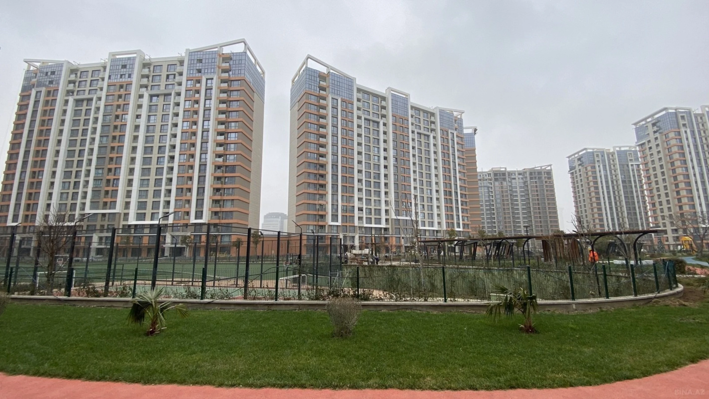 Satılır 3 otaqlı mənzil 68 m²