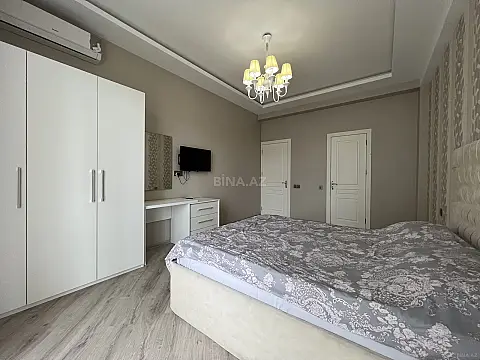 Kirayə verilir 3 otaqlı mənzil 130 m²