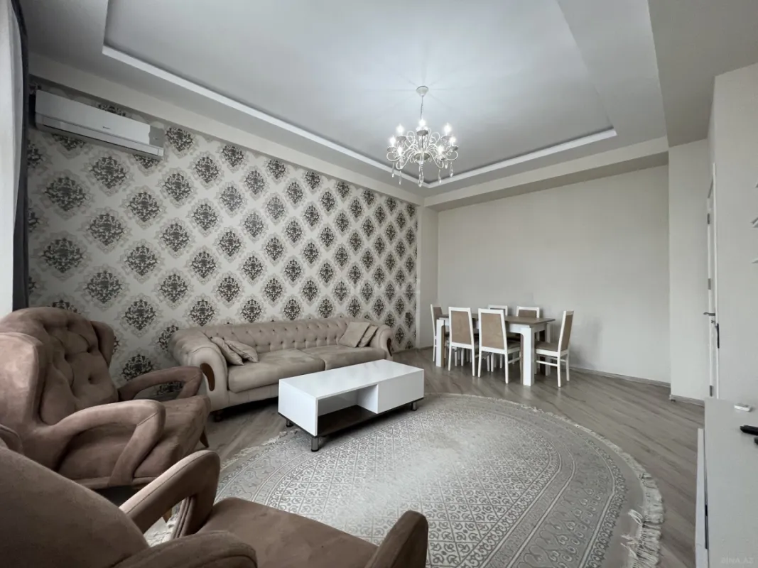 Kirayə verilir 3 otaqlı mənzil 130 m²