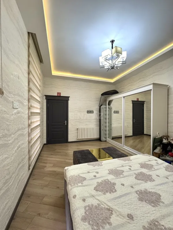 Satılır 4 otaqlı həyət evi 160 m²
