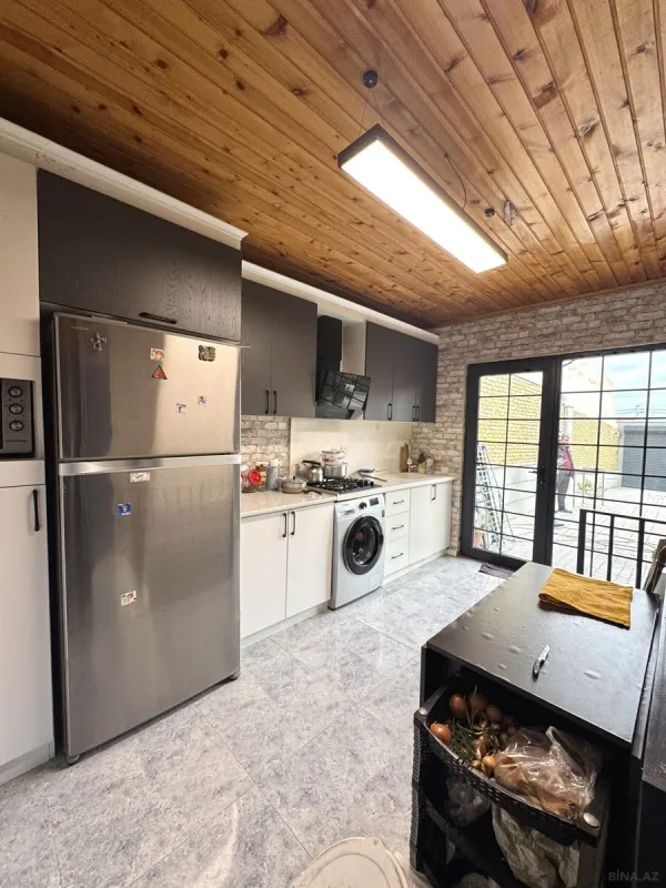 Satılır 4 otaqlı həyət evi 160 m²