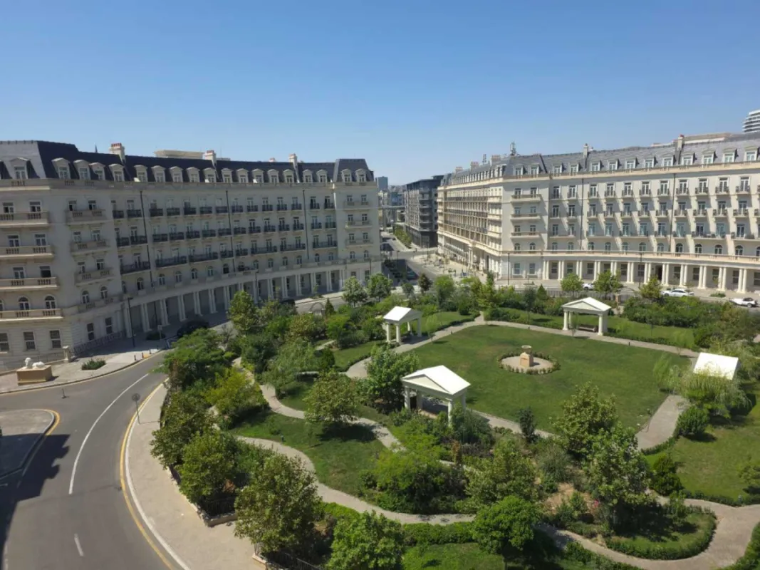 Satılır 2 otaqlı mənzil 65 m²