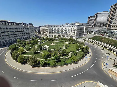 Satılır 2 otaqlı mənzil 65 m²