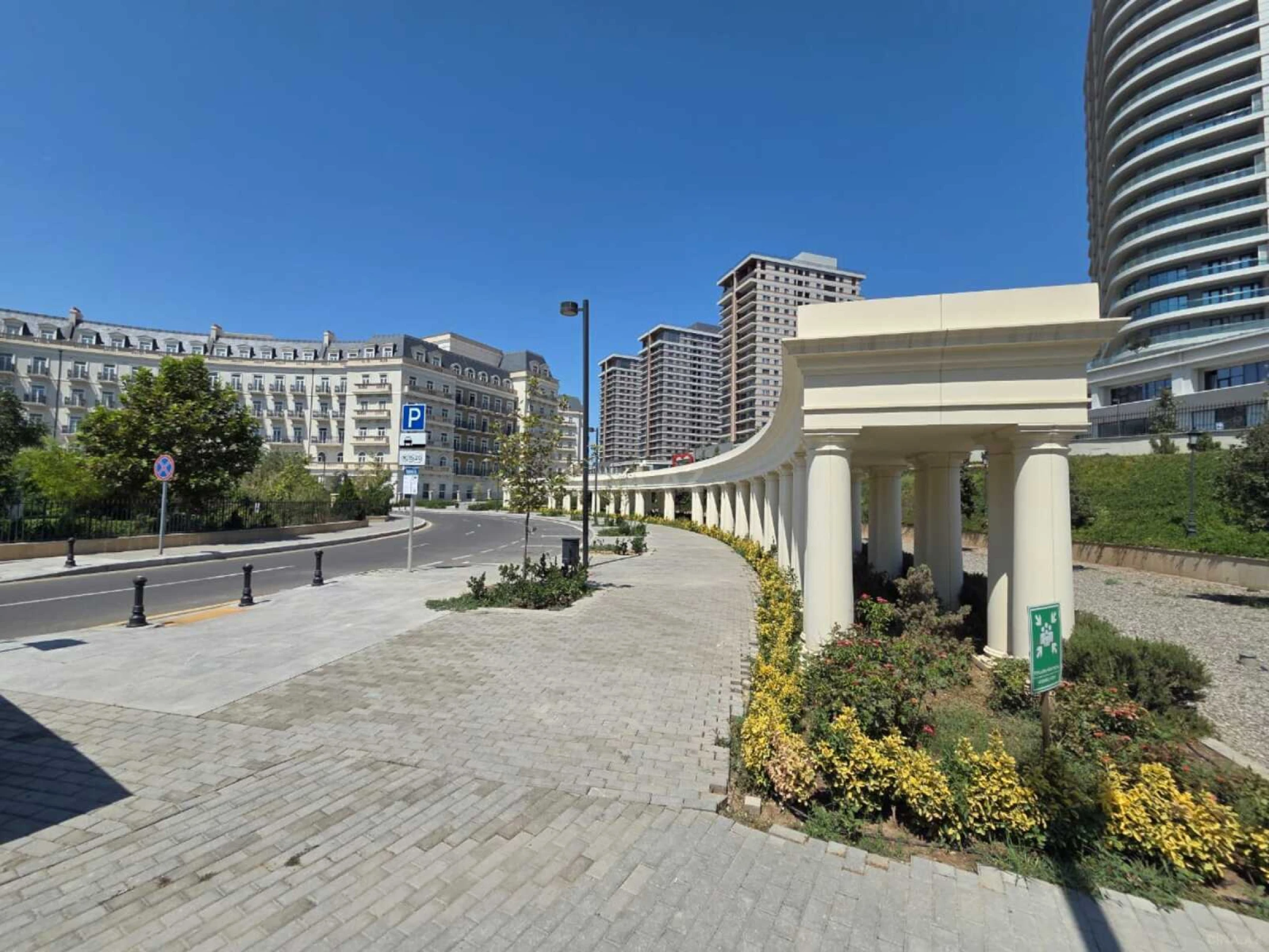 Satılır 3 otaqlı mənzil 118 m²