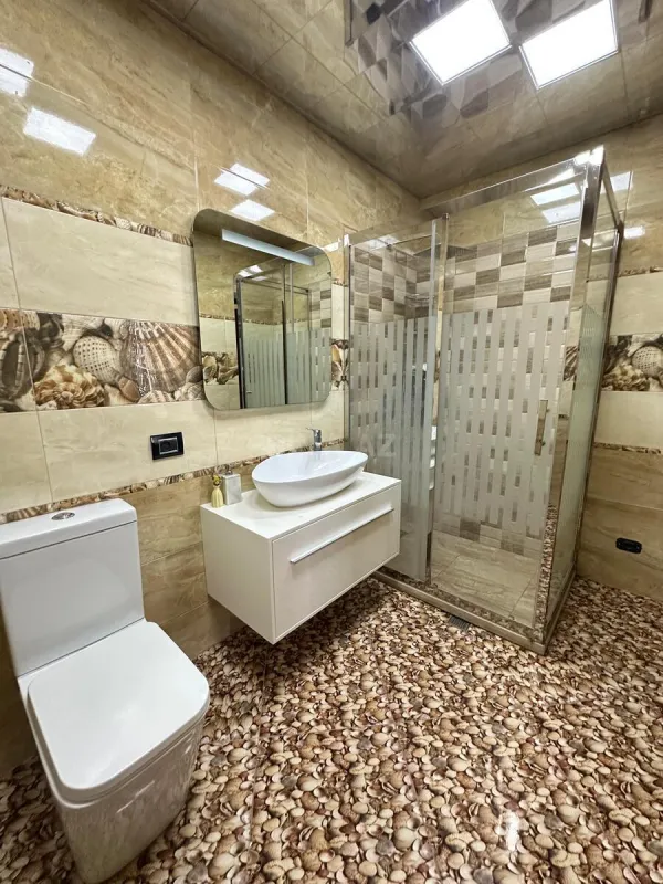 Satılır 3 otaqlı mənzil 126 m²