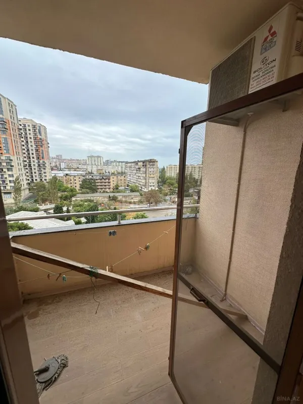 Satılır 2 otaqlı mənzil 80 m²