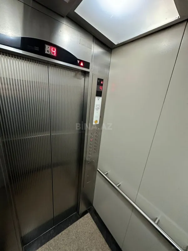 Satılır 2 otaqlı mənzil 80 m²