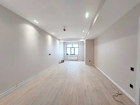 Satılır 3 otaqlı mənzil 115 m²