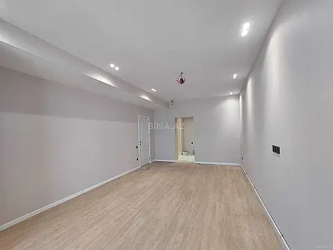 Satılır 3 otaqlı mənzil 115 m²