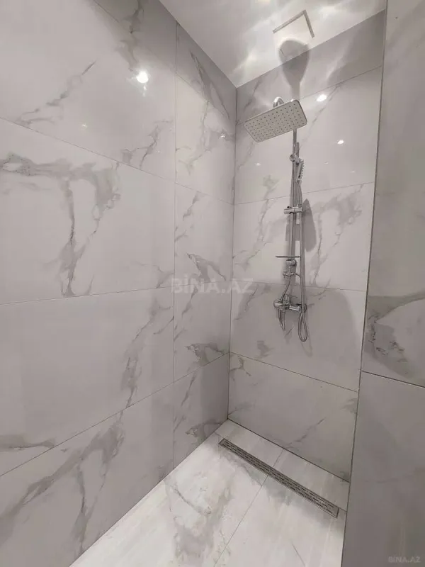 Satılır 3 otaqlı mənzil 115 m²