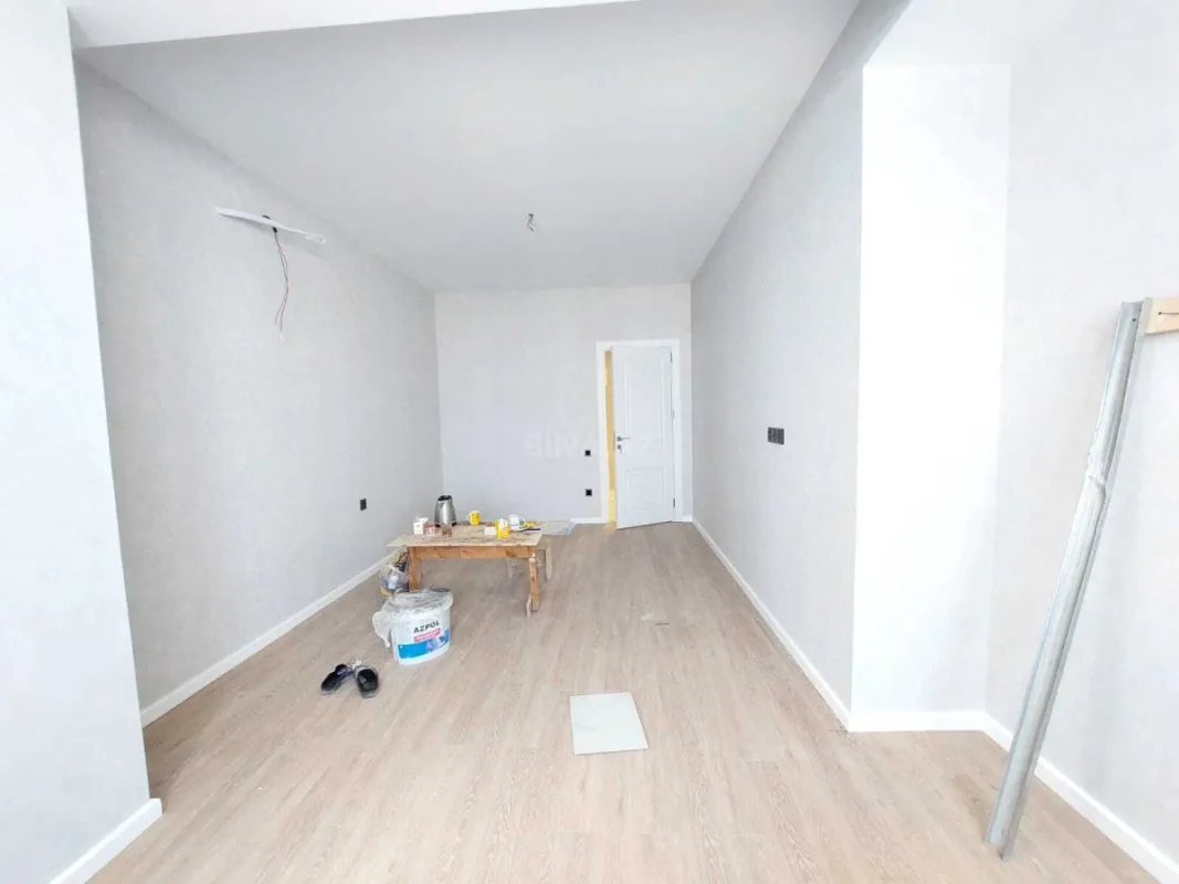 Satılır 3 otaqlı mənzil 115 m²