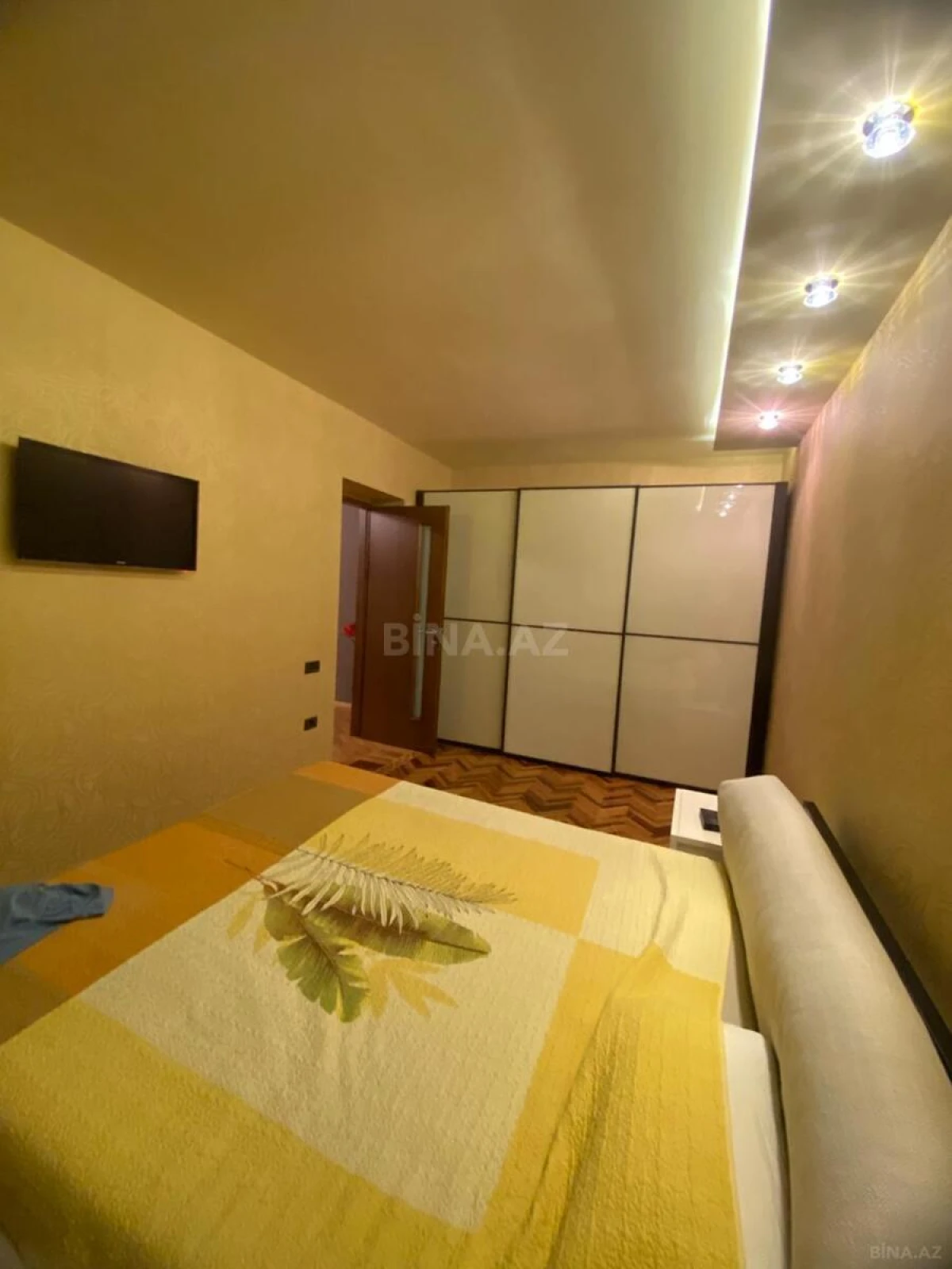 Satılır 3 otaqlı mənzil 100 m²