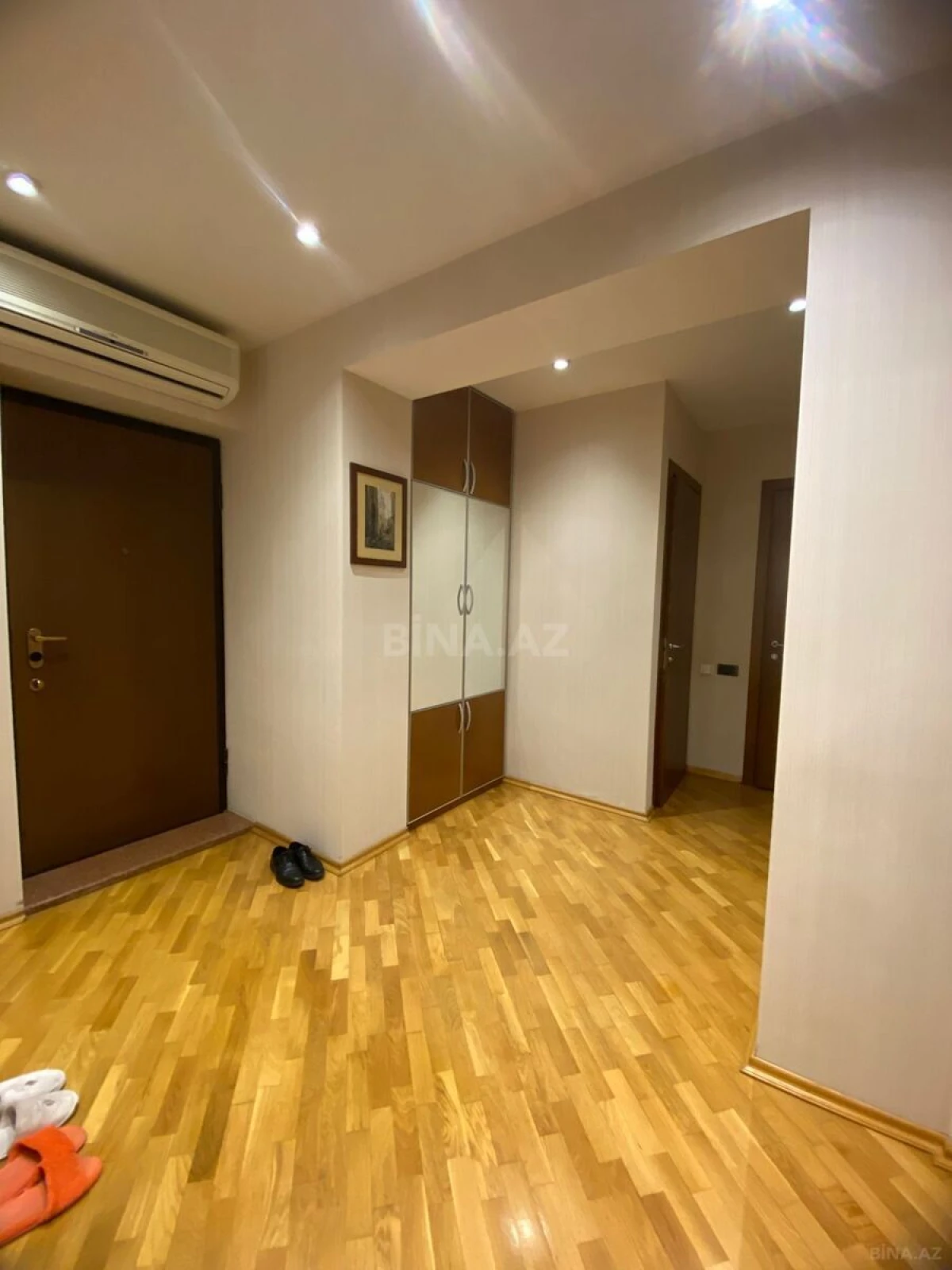 Satılır 3 otaqlı mənzil 100 m²