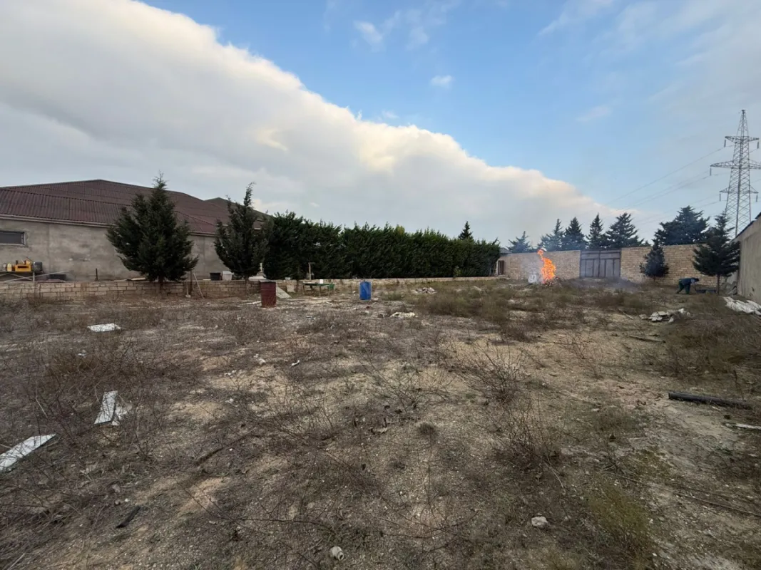 Satılır torpaq sahəsi 10 m²