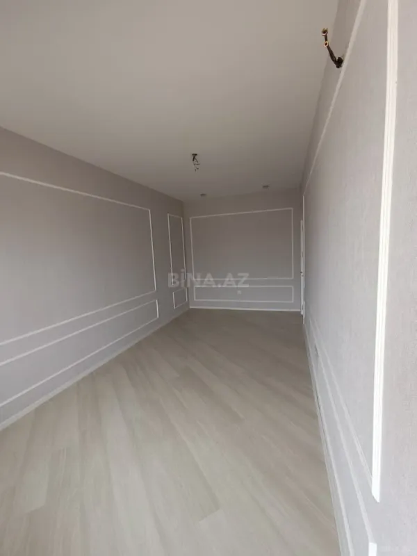Satılır 2 otaqlı mənzil 76 m²