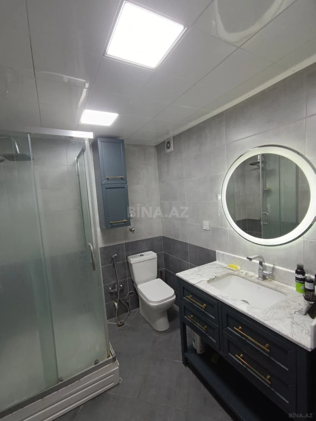 Satılır 2 otaqlı mənzil 76 m²