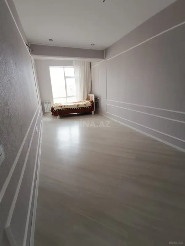 Satılır 2 otaqlı mənzil 76 m²