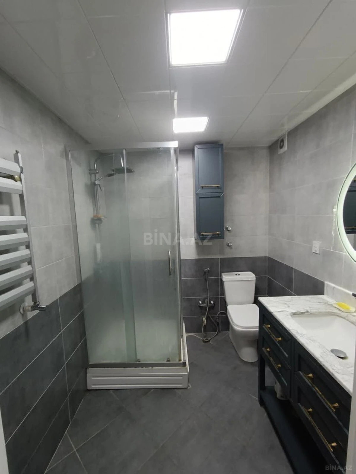 Satılır 2 otaqlı mənzil 76 m²