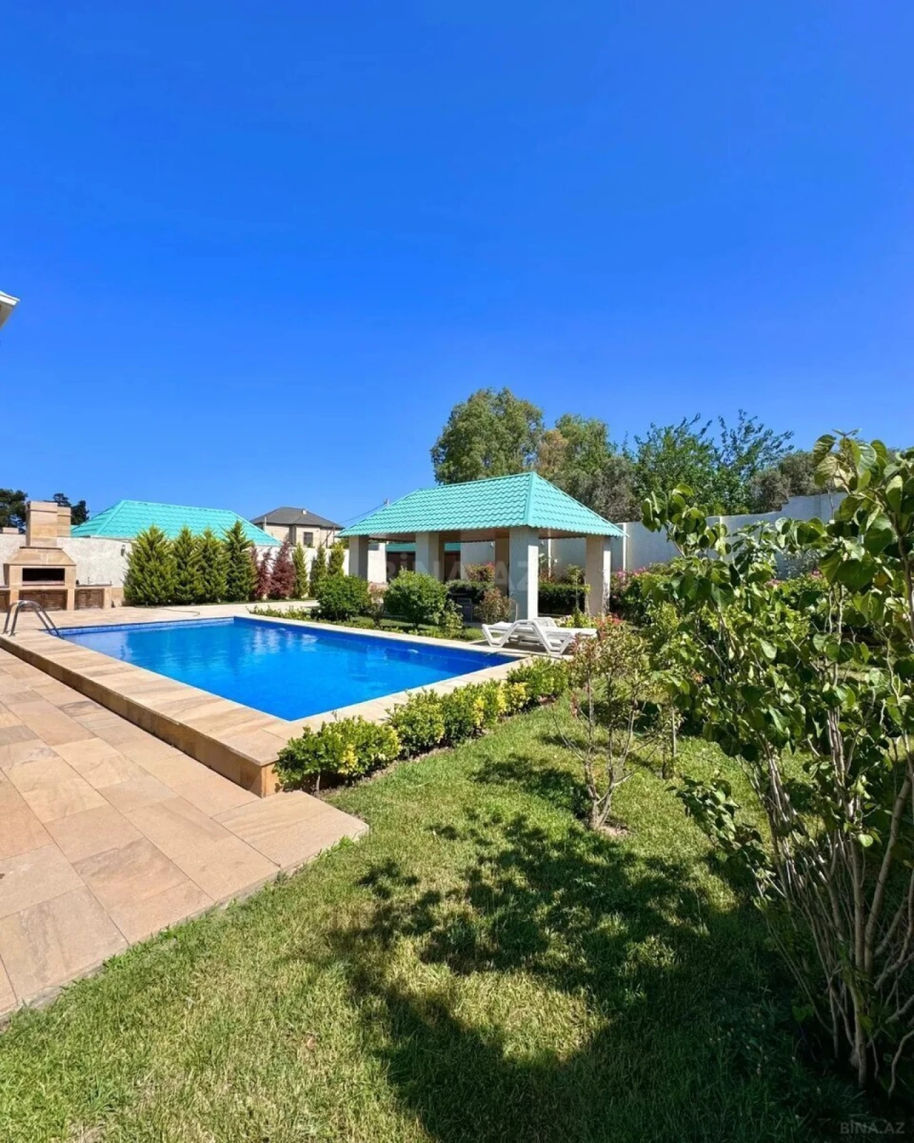 Satılır 4 otaqlı həyət evi 180 m²